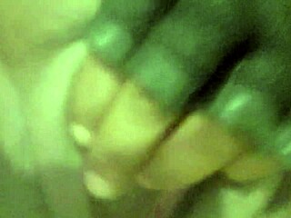 Sexy Caribbean girl from Jamaica charms everyone