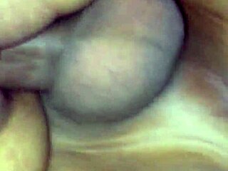 Chatting about the amateur life with apretadita, sharing fun stories and everyday adventures in a casual hangout vibe.