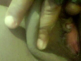 Sexy Caribbean girl from Jamaica charms everyone