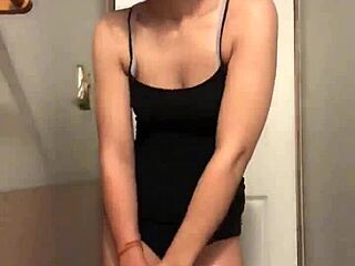 A petite brunette teases her big ass in spandex.