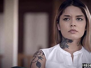 오 마이, 도니 신스가 바네사 베가스의 꽉 조이는 곳에 거대한 자지를 박아!