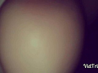 Gay guy explores ass with toys in fun session