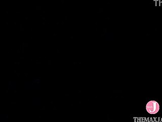 เธอรู้สึกถึงความเสียวช้าแบบสี่เท้า ร้องครวญครางขณะรับควยของเขาเป็นครั้งแรกในหลายปี สร้างไปสู่จุดสุดยอดแรง.