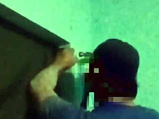 基佬狂吸木工大屌深喉口爆高潮