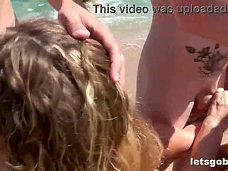 Spaanse biseksuele crew neukt hard op het strand. Letsgobi legt elk stomend moment vast