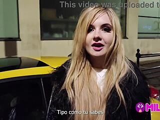 Sramežljiva Angležinja ujeta pri ježi v škandalu na faksu! 😜