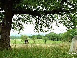 Ehi, vuoi vedere Diane Rouxel in azione selvaggia del 2015?