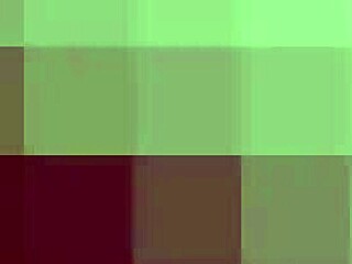 En el garaje la puta traviesa castigada con juguetes bondage femdom