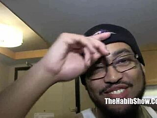 Cali Kastro knuller Layla Perez' rumpe hardt