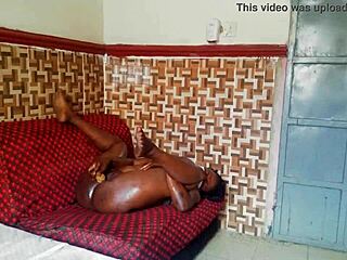 Queen Sandy Pussy in doggy finds orgasm.