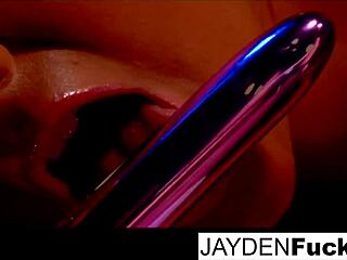 Can you handle this girl on girl action with Taylor Vixen? Big tits, ass, pussy, oral, nude, brunette babe