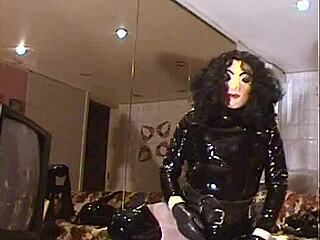 Watch Roxina, The Shiny Babe, Tease In Her Panties On October 29, 2004 - XL Version!