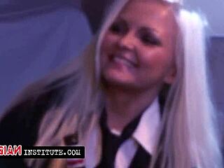 想加入我们假屌女同派对吗？