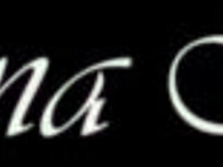 귀여운 여대생 빡빡 보지 핑거링 오르가즘 도기스타일 견딜 수 있음?