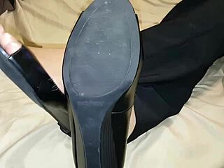 hey, check out this intimate webcam fetish session