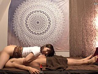 見事な日本人ベイブが無修正JAVで生ピストンアクション！