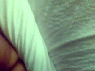 mi novia usa su vibrador otra vez con pasión intensa