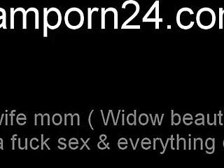 Echte homemade 18+ collegemeid masturbeert op webcam