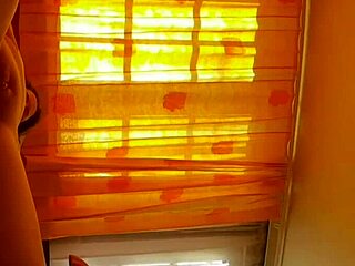 She Starts Her Weekend Party With Her New Toy And Finishes Her Ass With Milk