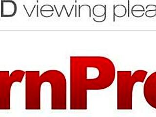 Super drobna Azijka Vina Sky iz Houstona obvladuje ogromen kurac v visoki ločljivosti