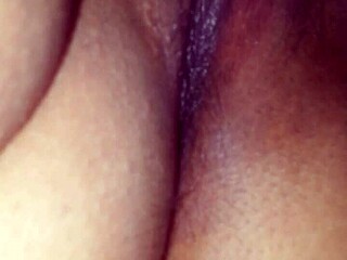 An amateur girl gets her delicious pussy sucked passionately in this video.