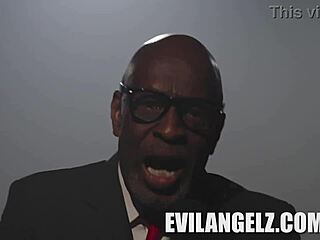 Eden ivy and scarlett jones giving vince karter blowjob in pov?