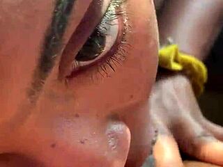 Her pussy tastes amazing in car