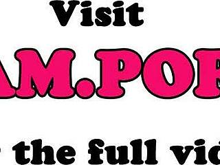 Ескорт в чорапи лижана и чукана силно в дива анална сесия с орал и интензивно анус чукане