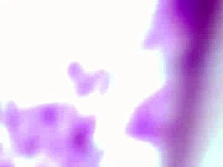 Можеш ли да се справиш с тази красива сквиртинг путка?