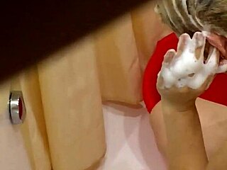 i washed that girl's big tits n ass in the garage