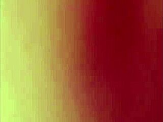 Widok pod spódnicą podczas jazdy autobusem w Kolumbii