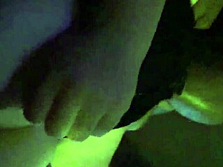 MILF GROUP VIDEO WITH BIG BLACK COCK THREESOME