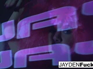 Jayden Jaymes Is Masturbating Her Pussy And Ass For Sexy Fun!