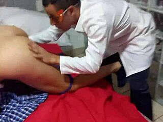 In the classroom, she gave an incredible deep blowjob to her classmate's vagina.