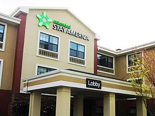 damn, i’m so into bisexual gay banging