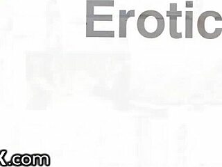 По дяволите, чукам по-възрастния си татко здраво