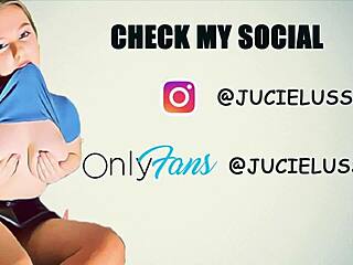 I'm enjoyin webcam play with my frends