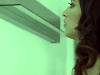 gabriela lopez twerks her big ass backstage