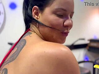 Thiara Fox dancing her curves for you?