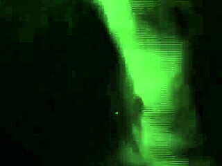 哟，舞者Kim 2013，展示你的动作