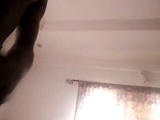 Early morning masturbation with some fun 😏