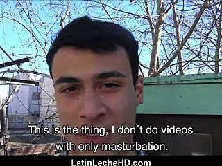 Cowok Latino rayu temen straight demi duit?