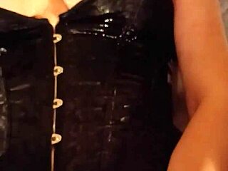 myfilthywife masturbating and piss drinking, are you watching this slutty show?