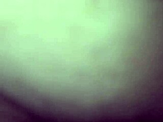 milf reaches intense orgasm from chupada