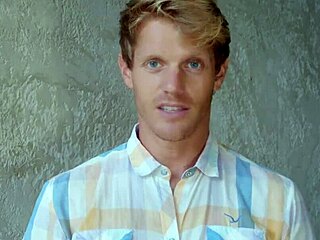 I wanna teach ya how to make her squirt!