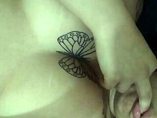 I couldn't hold back and came with this big cock 😍