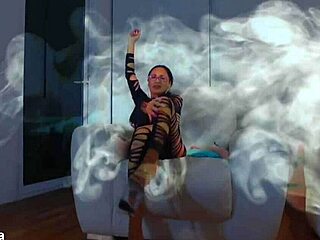 Latina brunette's first party encounter with fan