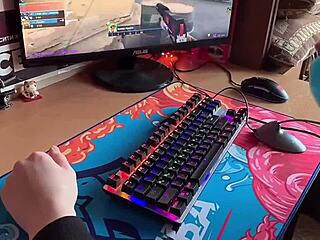 delivery guy fucks young 18+ blonde deepthroat in mouth and tight ass with creampie amateurs emotion