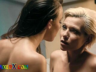 Amirah Adara in lesbian masturbation fantasy 😘