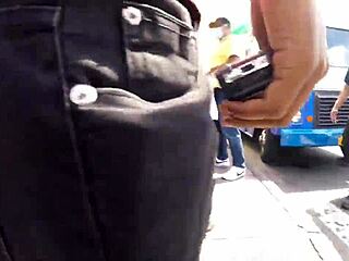 I love that big phat ass.